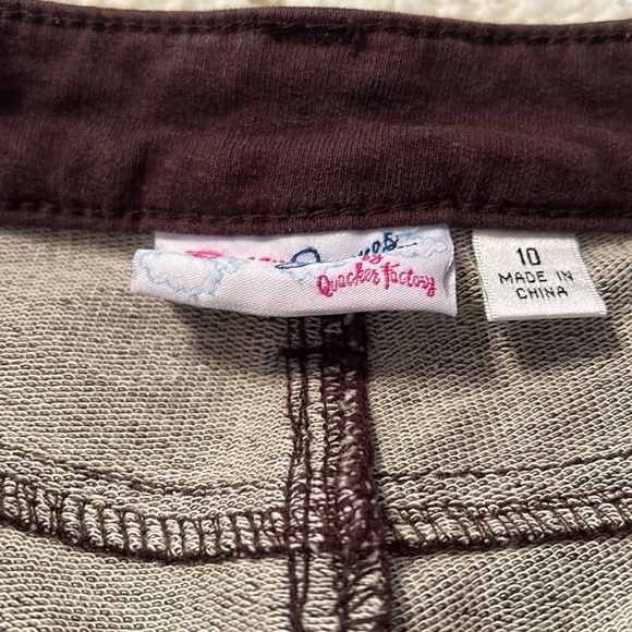 Quacker  pair of brown dream Jeanne’s - Picture 4 of 4